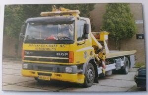 Autoberging J v.d. Graaf Daf 75 geschiedenis kraan en zware lepel